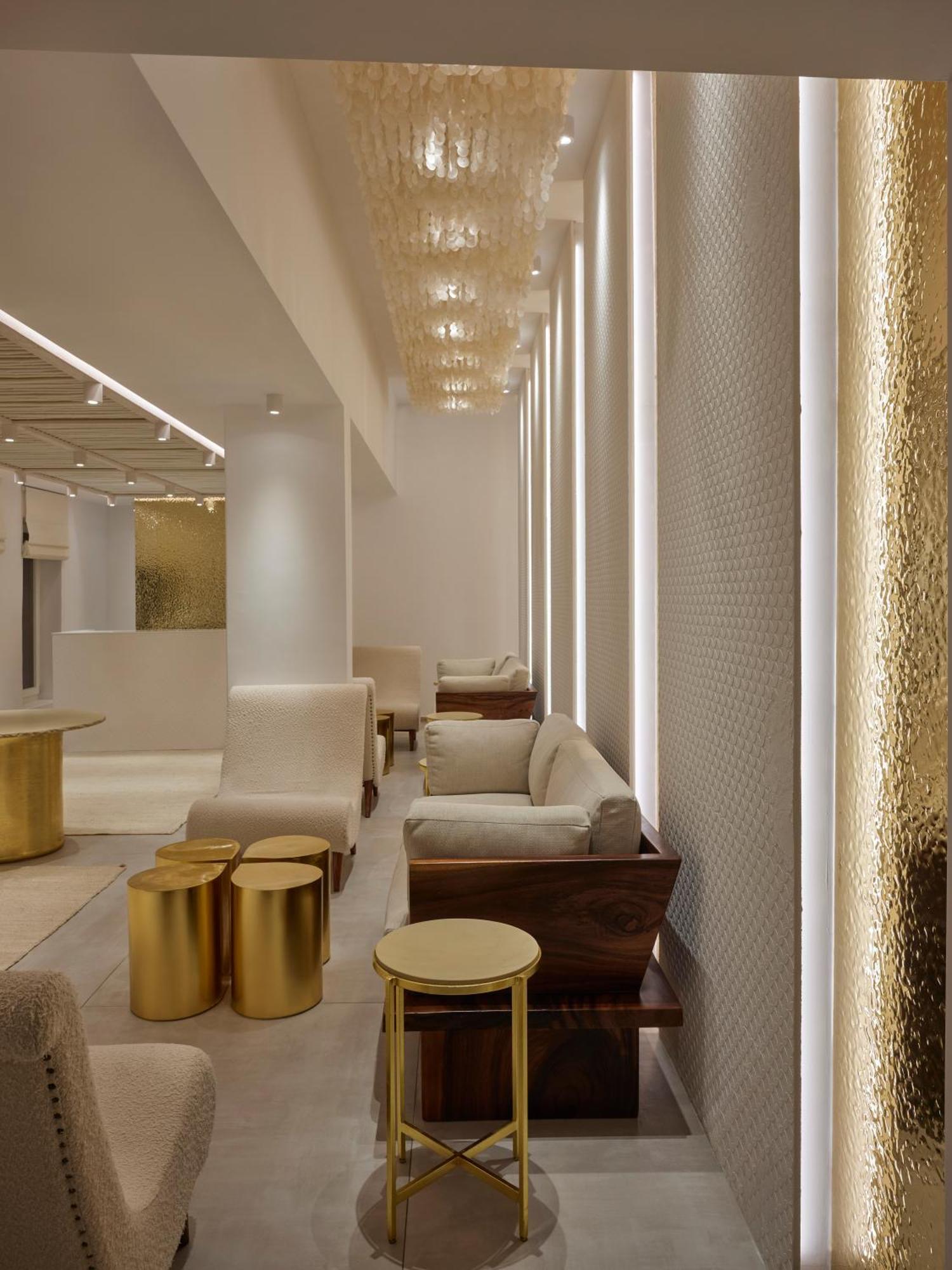 Icon Mykonos Megali Ammos (Mykonos)